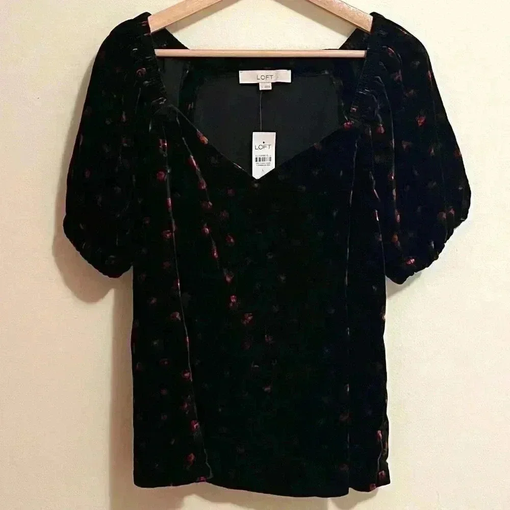 NWT LOFT Floral Velvet Puff Sleeve Blouse